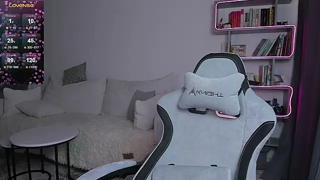 Snapshot of vinkitinkii chatting on 03-22-25, 06:00 vinkitinkii online show from 03-22-25, 06:00