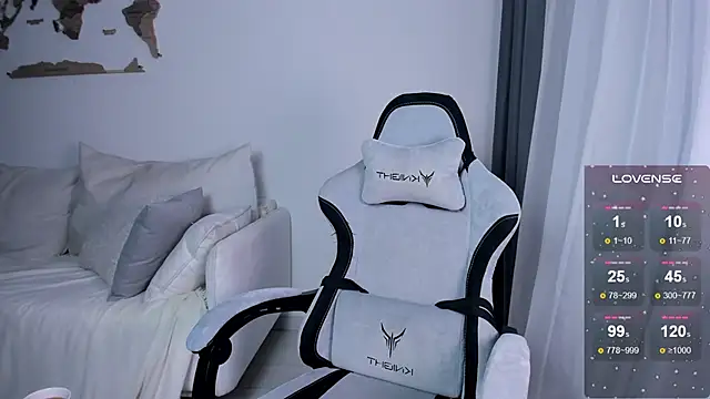 Snapshot of vinkitinkii chatting on 10-04-25, 07:17 vinkitinkii online show from 10-04-25, 07:17