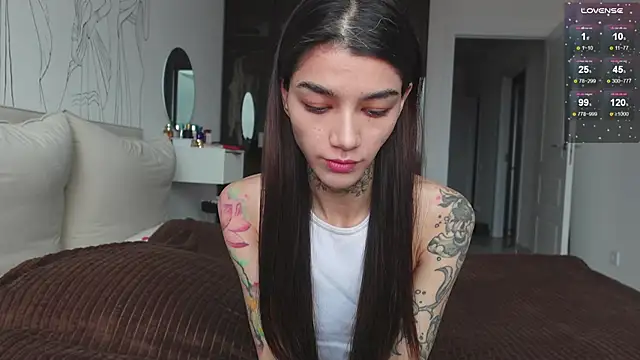 Snapshot of vinkitinkii chatting on 11-04-25, 07:18 vinkitinkii online show from 11-04-25, 07:18