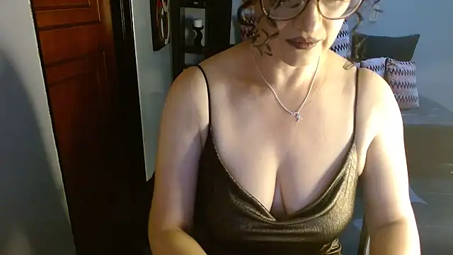 Snapshot of MATURETOPASIO chatting on 02-01-26, 09:13 MATURETOPASIO online show from 02-01-26, 09:13