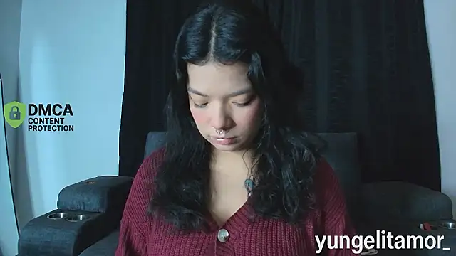 yungelitamor  online show from 02-02-26, 04:44