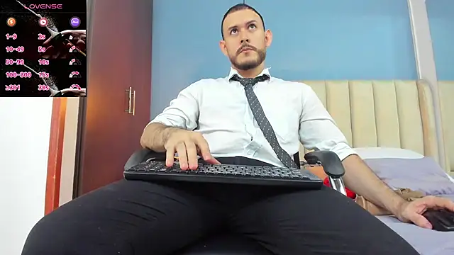 Snapshot of jeanpiere_ chatting on 03-22-25, 01:30 jeanpiere online show from 03-22-25, 01:30