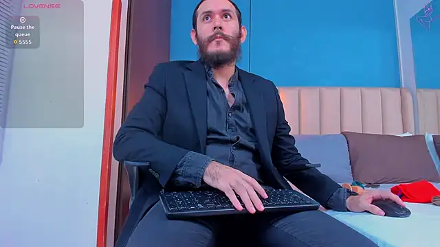 Snapshot of jeanpiere_ chatting on 10-19-25, 03:51 jeanpiere online show from 10-19-25, 03:51