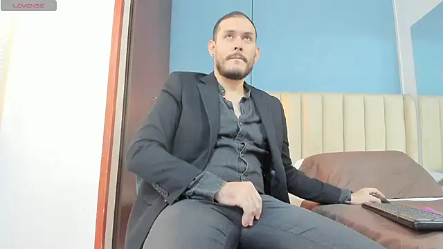 Snapshot of jeanpiere_ chatting on 11-09-25, 12:36 jeanpiere online show from 11-09-25, 12:36