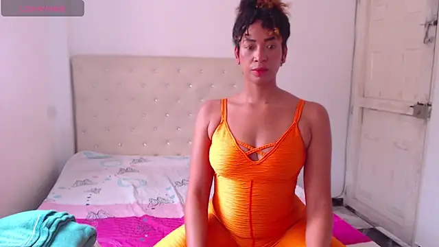 melisacruzz online show from 01-19-25, 03:32