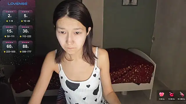 Snapshot of LeyylaStoone chatting on 03-11-25, 11:48 LeyylaStoone online show from 03-11-25, 11:48