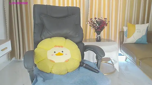 Snapshot of Navy_kim chatting on 01-20-25, 12:36 Navy kim online show from 01-20-25, 12:36