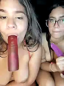 LarissaGaby01 online show from 02-08-25, 03:19