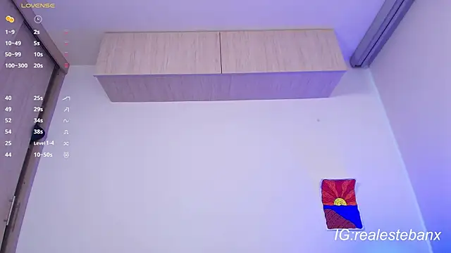 Snapshot of Esteban_Knight chatting on 09-29-25, 10:14 Esteban Knight online show from 09-29-25, 10:14