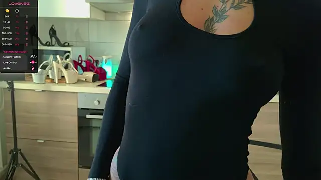 MissLovex online show from 09-26-25, 03:32