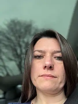 LadyLena1 online show from 01-01-25, 09:31