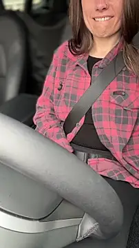 Snapshot of LadyLena1 chatting on 02-13-26, 07:43 LadyLena1 online show from 02-13-26, 07:43