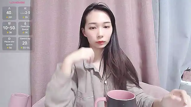 Snapshot of tw_Sutew chatting on 01-18-25, 03:16 tw Sutew online show from 01-18-25, 03:16