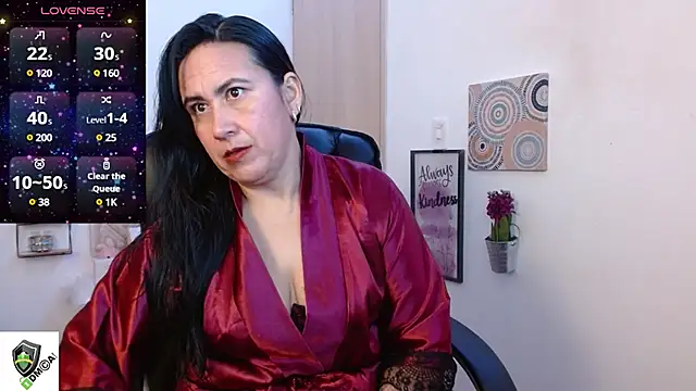 Snapshot of amalia_brunette chatting on 02-05-25, 11:06 amalia brunette online show from 02-05-25, 11:06