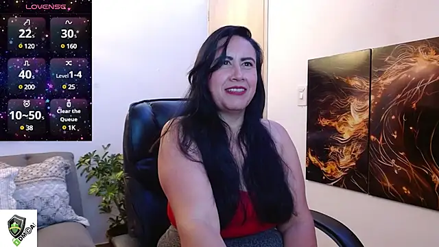 Snapshot of amalia_brunette chatting on 03-12-25, 10:50 amalia brunette online show from 03-12-25, 10:50