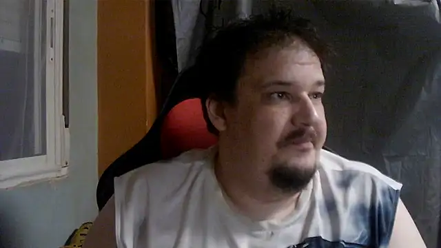 Snapshot of porkorossy chatting on 06-12-26, 09:03 porkorossy online show from 06-12-26, 09:03