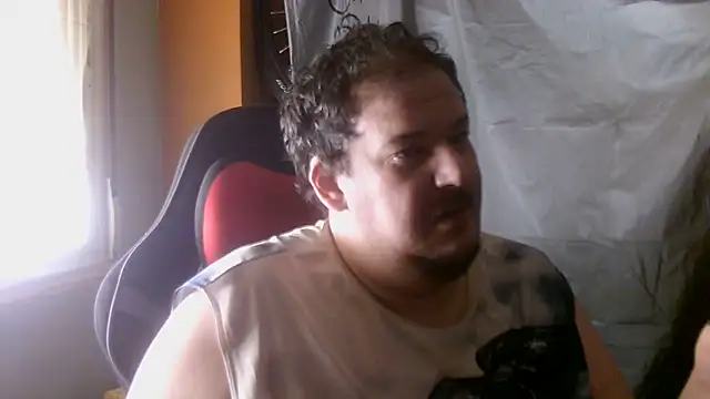 Snapshot of porkorossy chatting on 06-15-26, 10:17 porkorossy online show from 06-15-26, 10:17