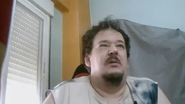Snapshot of porkorossy chatting on 06-17-26, 07:33 porkorossy online show from 06-17-26, 07:33