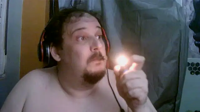 Snapshot of porkorossy chatting on 06-21-26, 01:30 porkorossy online show from 06-21-26, 01:30