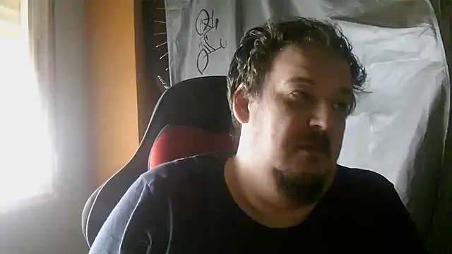 Snapshot of porkorossy chatting on 07-03-26, 07:26 porkorossy online show from 07-03-26, 07:26