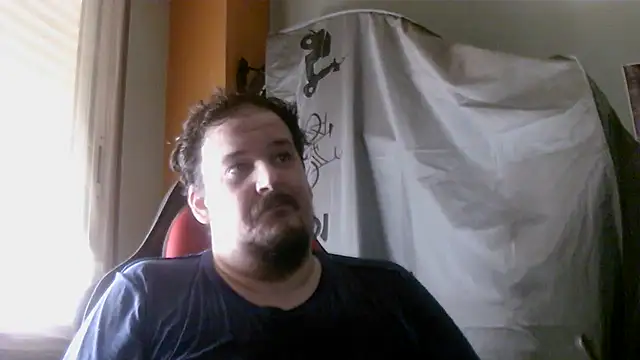 Snapshot of porkorossy chatting on 07-14-26, 10:21 porkorossy online show from 07-14-26, 10:21