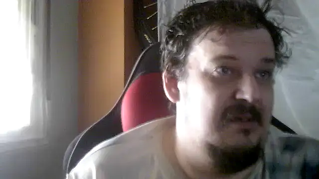 Snapshot of porkorossy chatting on 07-17-26, 10:55 porkorossy online show from 07-17-26, 10:55