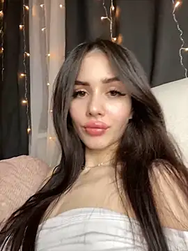 SofiaLaLight online show from 01-15-25, 05:08