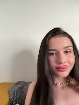 SofiaLaLight online show from 06-17-26, 07:59