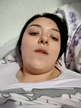 Snapshot of Chubbygrl20 chatting on 11-06-25, 12:44 Chubbygrl20 online show from 11-06-25, 12:44