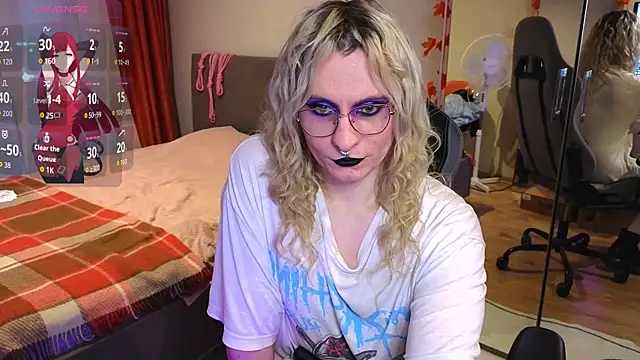 Lori Myaf online show from 11-12-25, 01:44