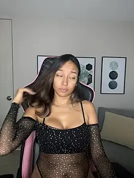 DianaHopson online show from 02-05-25, 11:06