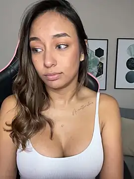 DianaHopson online show from 02-06-25, 12:37