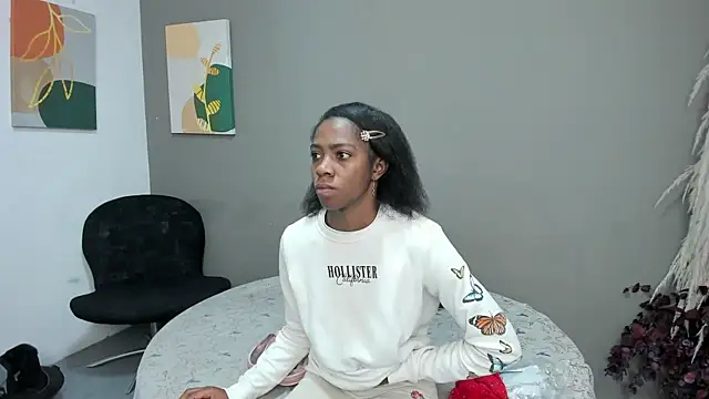 Shanelle   online show from 12-22-25, 11:51