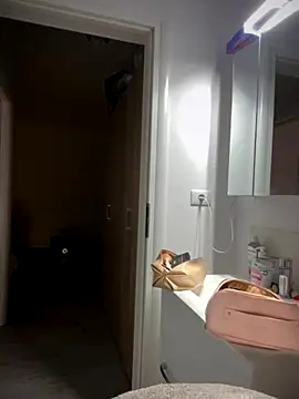 Ella Charm online show from 11-02-25, 04:42