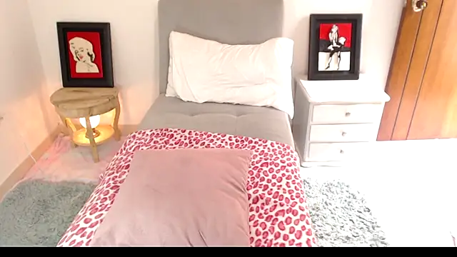 lilian prada online show from 12-03-24, 07:22