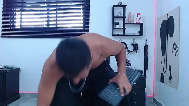 KinkyAllisonSub online show from 12-30-24, 07:21