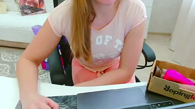 EveLove33 online show from 02-24-26, 10:57