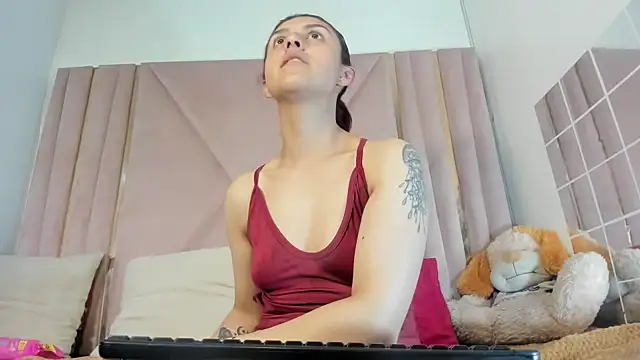 AngelaLinaresx69 online show from 11-11-25, 09:04