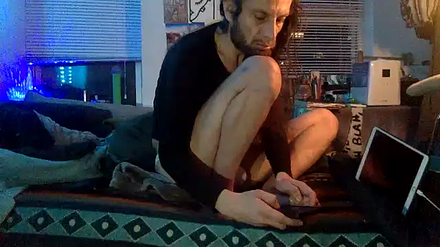 Snapshot of DownstairsSky chatting on 12-22-24, 02:49 DownstairsSky online show from 12-22-24, 02:49