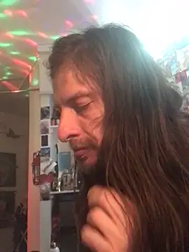 Snapshot of DownstairsSky chatting on 01-15-25, 01:34 DownstairsSky online show from 01-15-25, 01:34