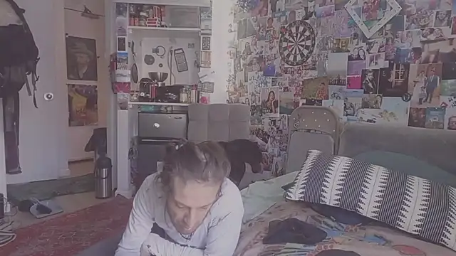 Snapshot of DownstairsSky chatting on 02-24-25, 03:31 DownstairsSky online show from 02-24-25, 03:31