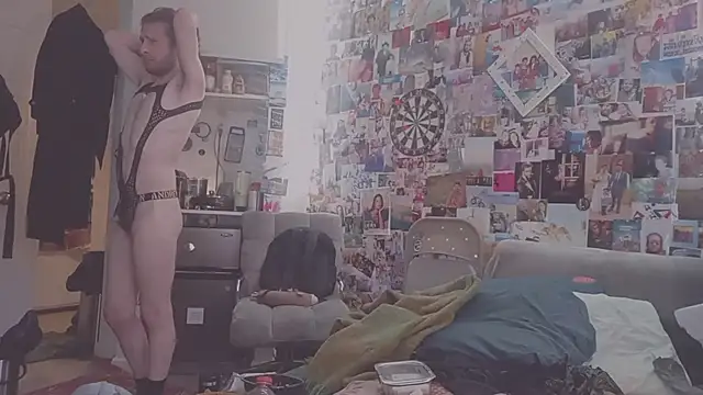 Snapshot of DownstairsSky chatting on 03-02-25, 10:38 DownstairsSky online show from 03-02-25, 10:38