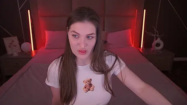 EmmyCharmm online show from 03-16-26, 06:50