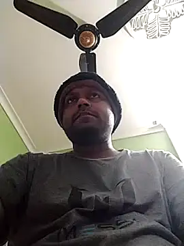 Snapshot of Niladri1410 chatting on 01-15-25, 07:44 Niladri1410 online show from 01-15-25, 07:44