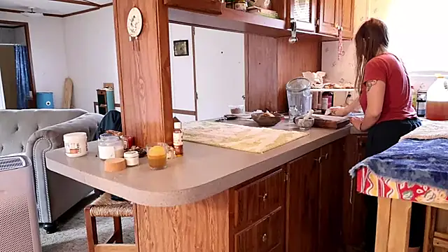 Snapshot of xxpixeyxx chatting on 12-02-25, 04:35 xxpixeyxx online show from 12-02-25, 04:35