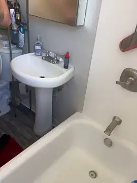 demonslayerr999 online show from 01-02-25, 08:46