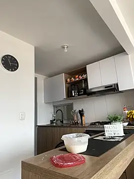 Snapshot of Ameellie chatting on 09-19-25, 03:45 Ameellie online show from 09-19-25, 03:45