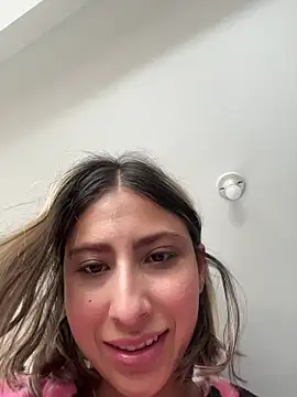 Ameellie online show from 12-04-25, 02:59