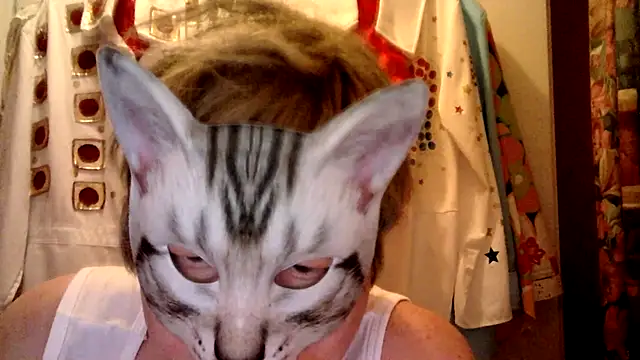 Snapshot of Sigorius chatting on 01-07-25, 02:10 Sigorius online show from 01-07-25, 02:10