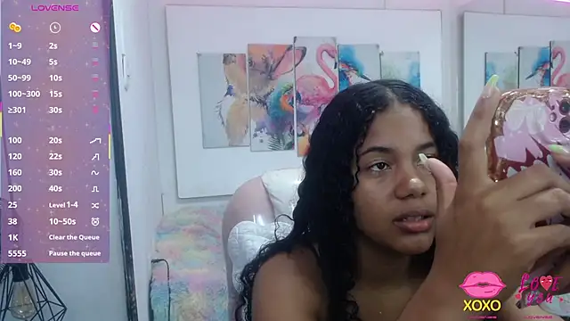 Snapshot of alegriamartinez chatting on 11-28-25, 07:27 alegriamartinez online show from 11-28-25, 07:27